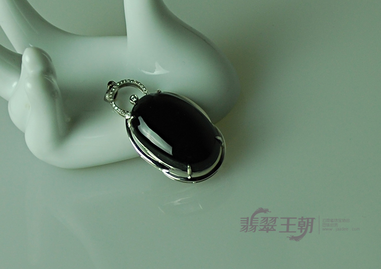 https://jdimg.jaadee.net//images/201104/goods_img/5527_P_1304111249004.jpg