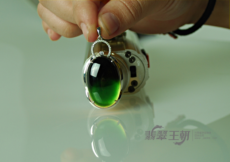 https://jdimg.jaadee.net//images/201104/goods_img/5527_P_1304111250241.jpg