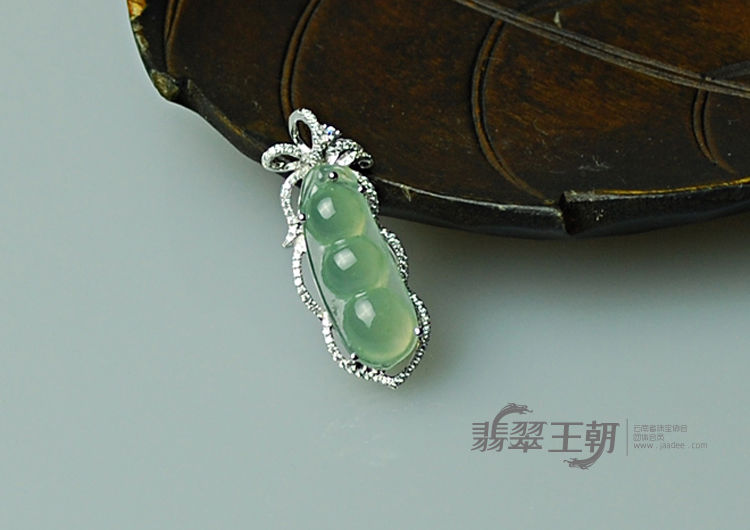 https://jdimg.jaadee.net//images/201104/goods_img/5528_P_1304121018713.jpg