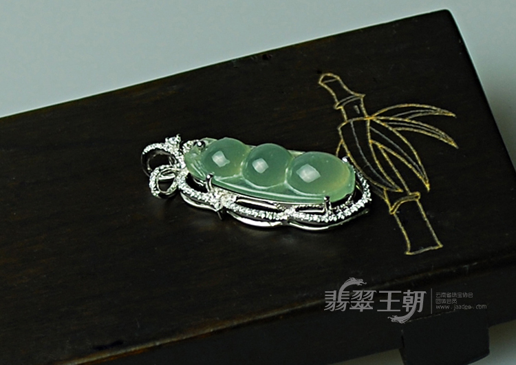 https://jdimg.jaadee.net//images/201104/goods_img/5528_P_1304121019096.jpg