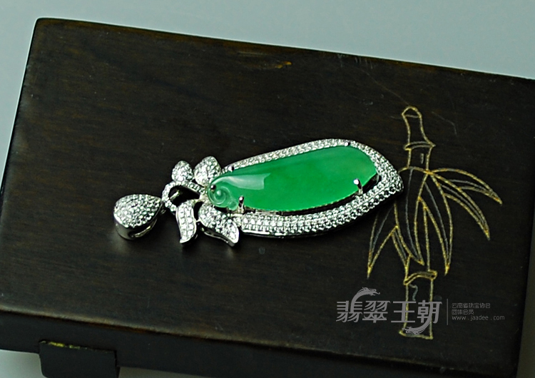 https://jdimg.jaadee.net//images/201104/goods_img/5529_P_1304121350311.jpg