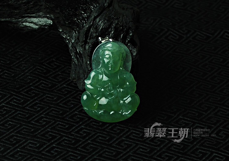 冰玻种晴水缅甸翡翠观音挂件