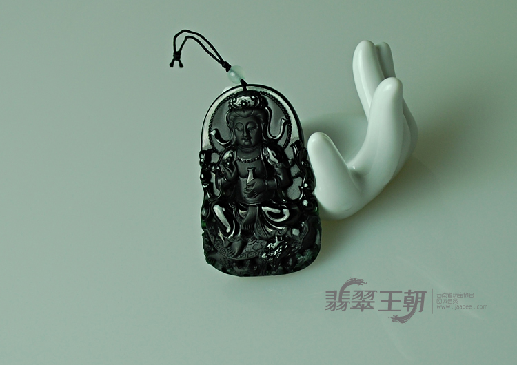 玻璃种墨翠缅甸翡翠坐观音挂件