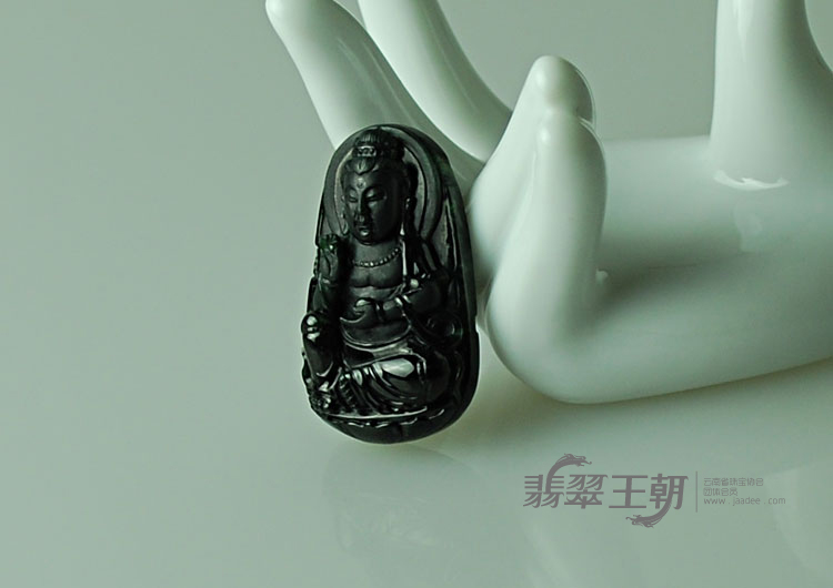 糯冰种墨翠缅甸翡翠观音挂件