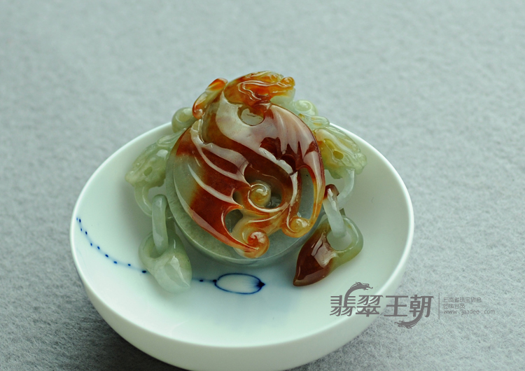 糯冰种?翡缅甸翡翠飞龙在天招财进宝挂件