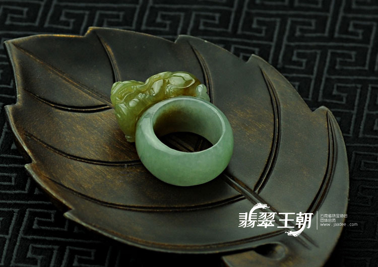 https://jdimg.jaadee.net//images/201105/goods_img/5645_P_1304729804080.jpg