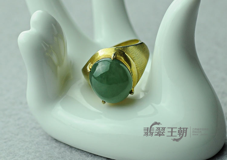 糯冰种晴水缅甸翡翠戒面