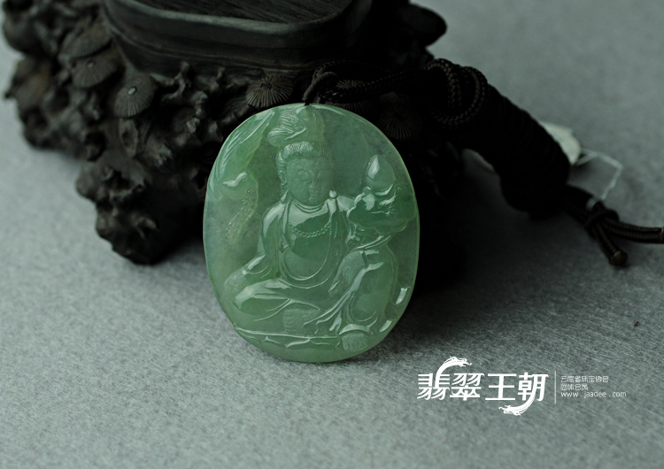 冰种晴水缅甸翡翠莲花观音挂件