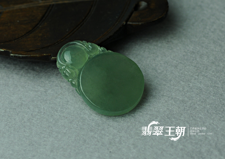 https://jdimg.jaadee.net//images/201105/goods_img/5684_P_1305084172094.jpg