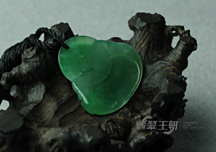 https://jdimg.jaadee.net//images/201105/goods_img/5689_P_1305134455157.jpg