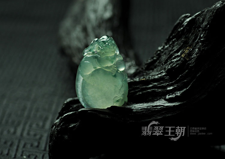 https://jdimg.jaadee.net//images/201105/goods_img/5699_P_1305141225977.jpg