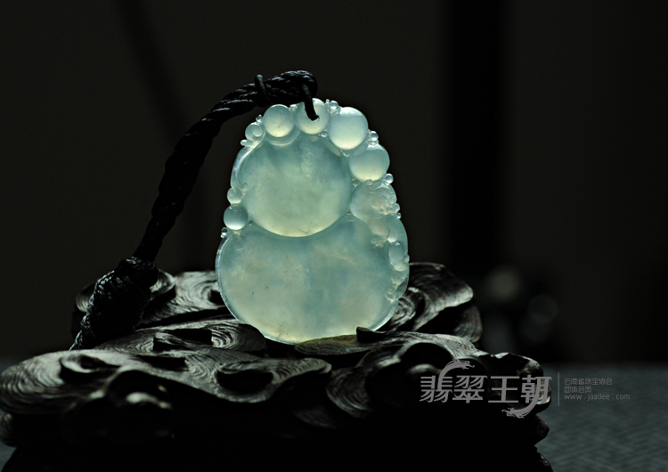 https://jdimg.jaadee.net//images/201105/goods_img/5730_P_1305234961145.jpg