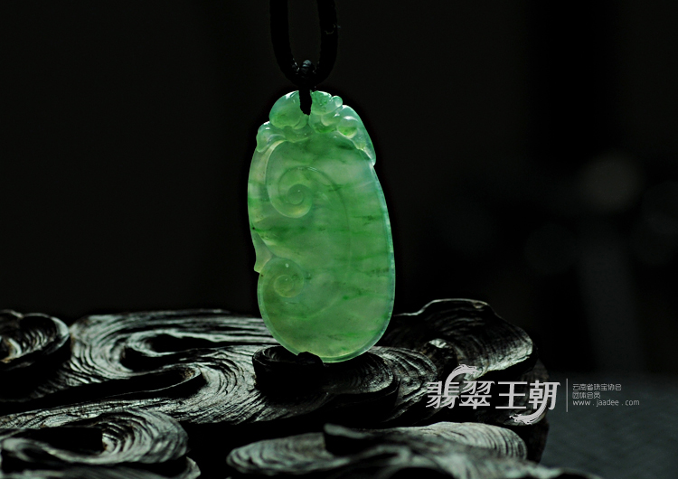 https://jdimg.jaadee.net//images/201105/goods_img/5746_P_1305249588020.jpg