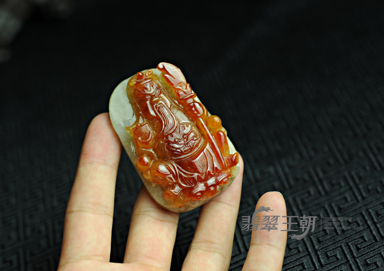 糯冰种红翡缅甸翡翠关公挂件