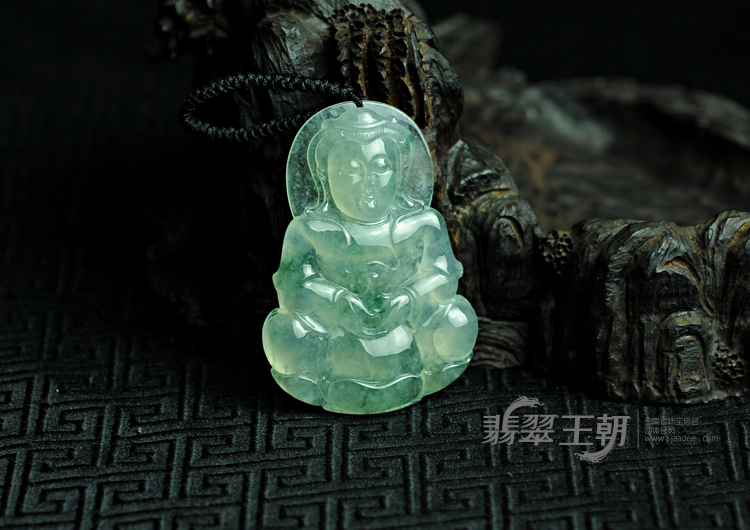 冰玻种飘花缅甸翡翠观音挂件