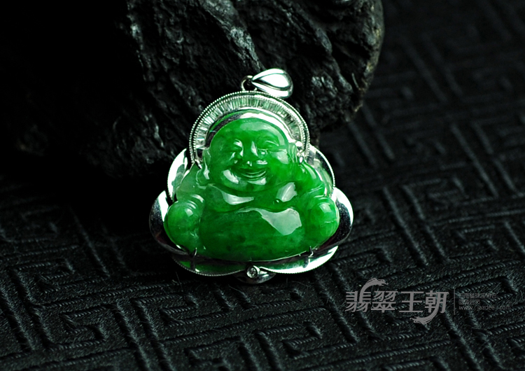 糯冰种正阳绿满绿缅甸翡翠镶白金玉佛挂件（真钻）