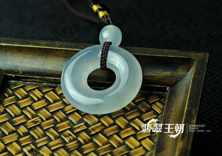 冰玻种紫罗兰缅甸翡翠平安扣挂件