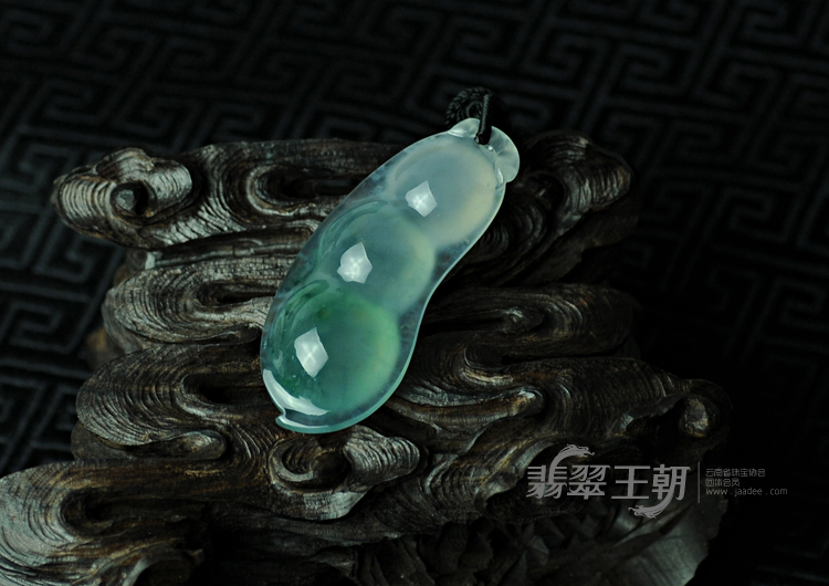 https://jdimg.jaadee.net//images/201105/goods_img/5876_P_1305929959159.jpg