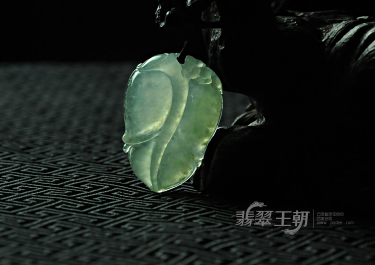 https://jdimg.jaadee.net//images/201105/goods_img/5887_P_1306093011503.jpg