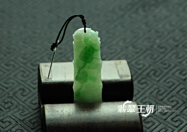 https://jdimg.jaadee.net//images/201105/goods_img/5903_P_1306098766034.jpg