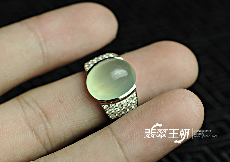 https://jdimg.jaadee.net//images/201105/goods_img/5916_P_1306172781502.jpg