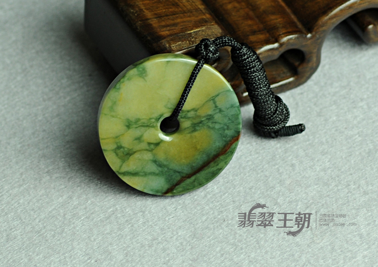 https://jdimg.jaadee.net//images/201105/goods_img/5920_P_1306192945435.jpg