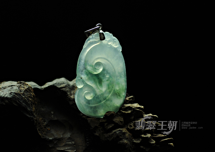 https://jdimg.jaadee.net//images/201105/goods_img/5932_P_1306363761932.jpg