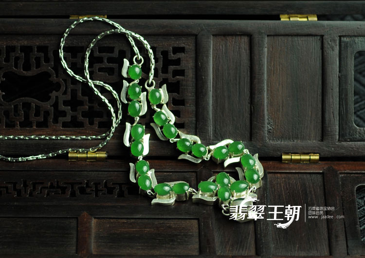 https://jdimg.jaadee.net//images/201105/goods_img/5942_P_1306453014434.jpg