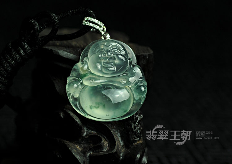 玻璃种飘花缅甸翡翠玉佛挂件