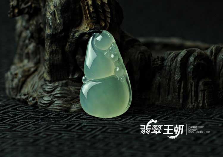 冰玻种晴水缅甸翡翠福禄寿挂件
