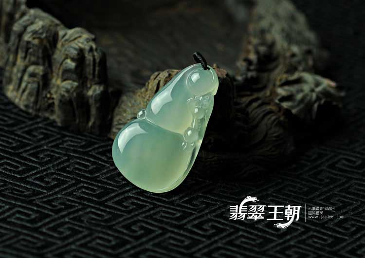 https://jdimg.jaadee.net//images/201105/goods_img/5993_P_1306809305943.jpg