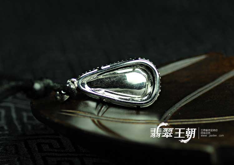 https://jdimg.jaadee.net//images/201106/goods_img/6040_P_1306877219197.jpg