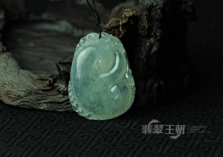 冰种晴水缅甸翡翠如意挂件