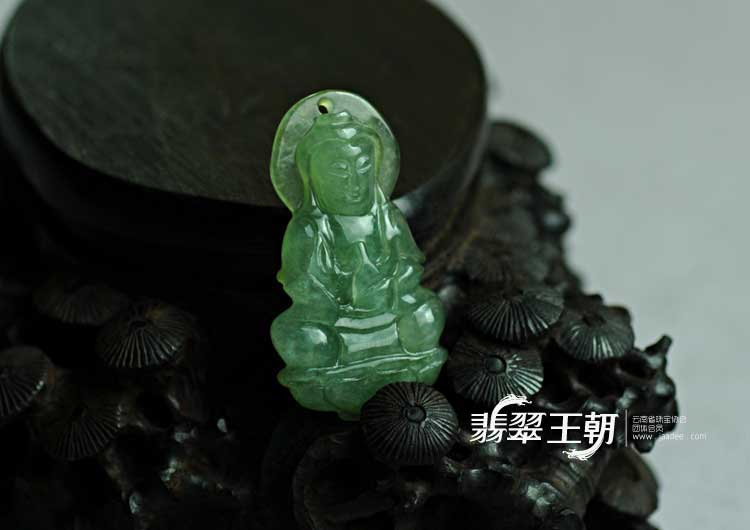 冰种晴水缅甸翡翠观音挂件