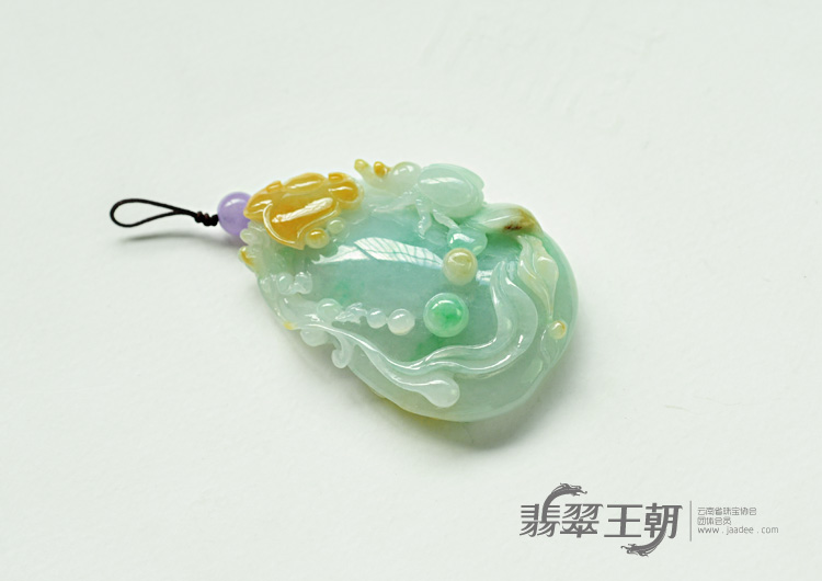 糯冰种三彩缅甸翡翠富甲天下挂件