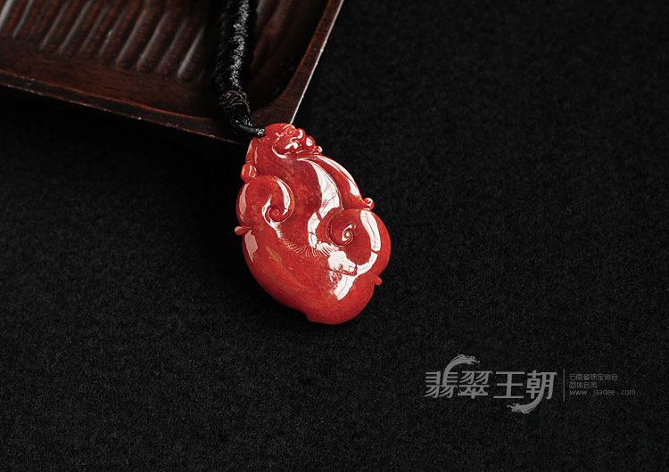 细糯种红翡缅甸翡翠龙凤如意挂件