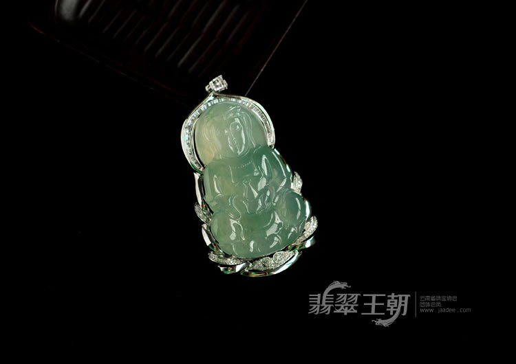 冰种飘花缅甸翡翠镶白金观音挂件