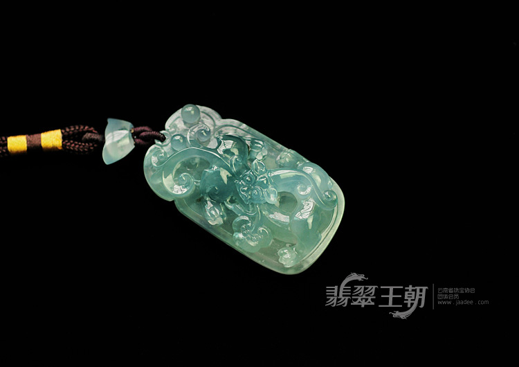 冰种晴水飘花缅甸翡翠草龙挂件