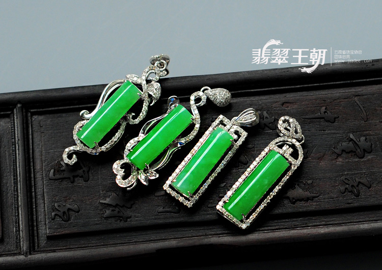 糯冰种阳绿满绿缅甸翡翠镶白金胸坠（一批走）