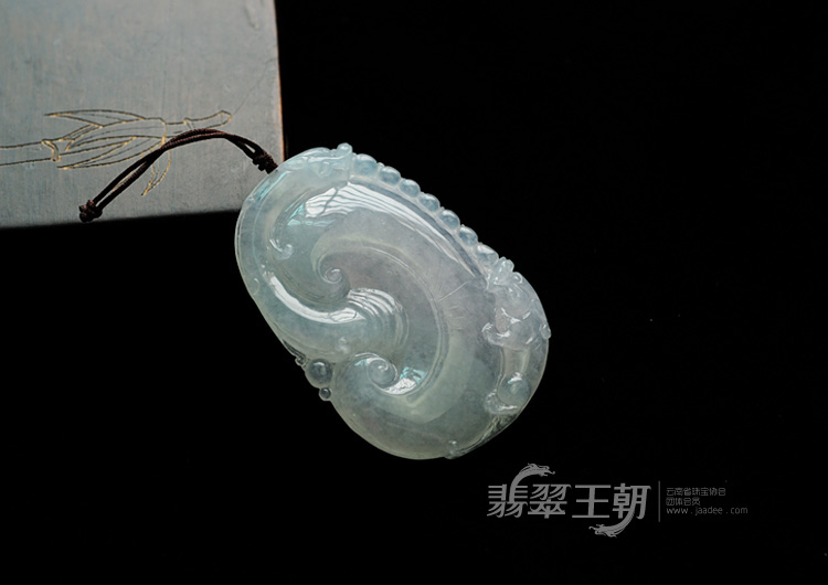 https://jdimg.jaadee.net//images/201107/goods_img/6600_P_1311017661155.jpg
