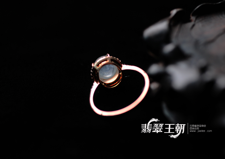 https://jdimg.jaadee.net//images/201107/goods_img/6701_P_1311300919103.jpg