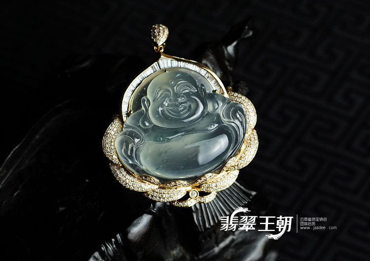 玻璃种飘花缅甸翡翠镶玫瑰金玉佛挂件