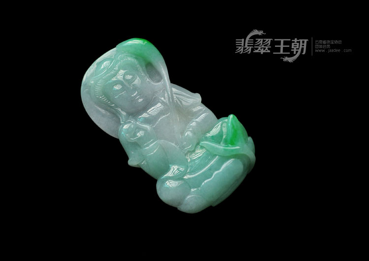 糯冰种翠色缅甸翡翠观音挂件