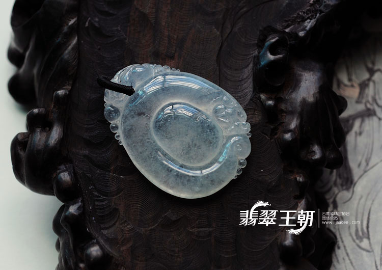 冰种缅甸翡翠福在眼前挂件