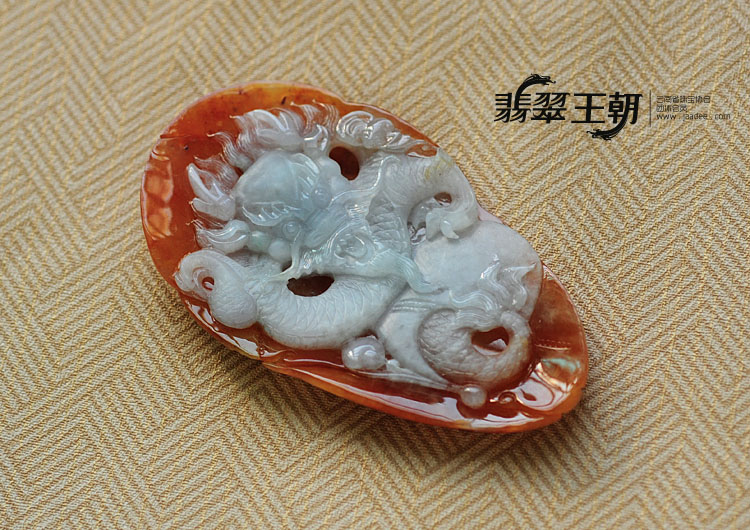 糯冰种晴水黄翡缅甸翡翠龙头挂件