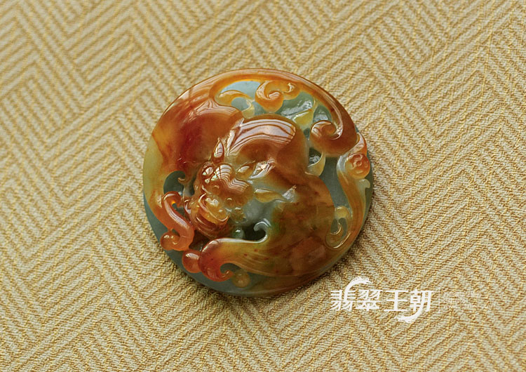 糯冰种晴水黄翡缅甸翡翠龙头挂件