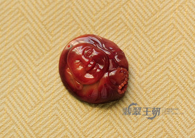糯冰种红翡缅甸翡翠笑佛挂件