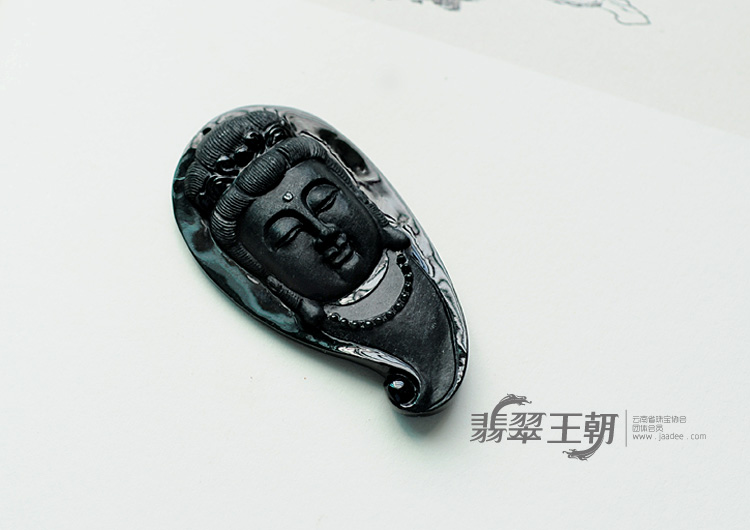 细糯种墨翠缅甸翡翠观音头挂件