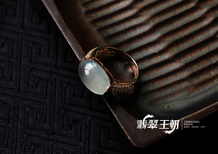 https://jdimg.jaadee.net//images/201108/goods_img/6958_P_1312230823565.jpg