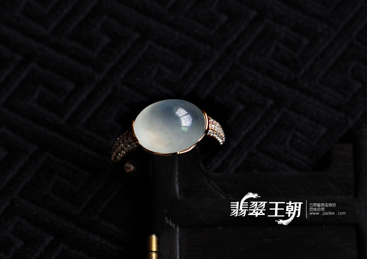 冰种晴水缅甸翡翠镶玫瑰金戒指